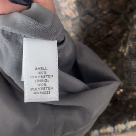 Banana Republic sequin dress - Picture 9 of 9